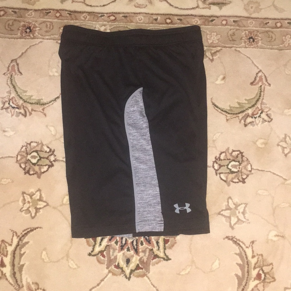 Athletic shorts